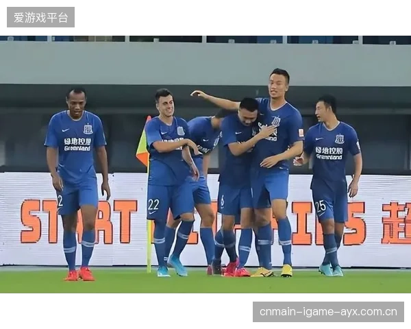 上海申花本赛季：中超与足协杯的“可圈可点”亮点——从梦想起航到战略升级的足球风采